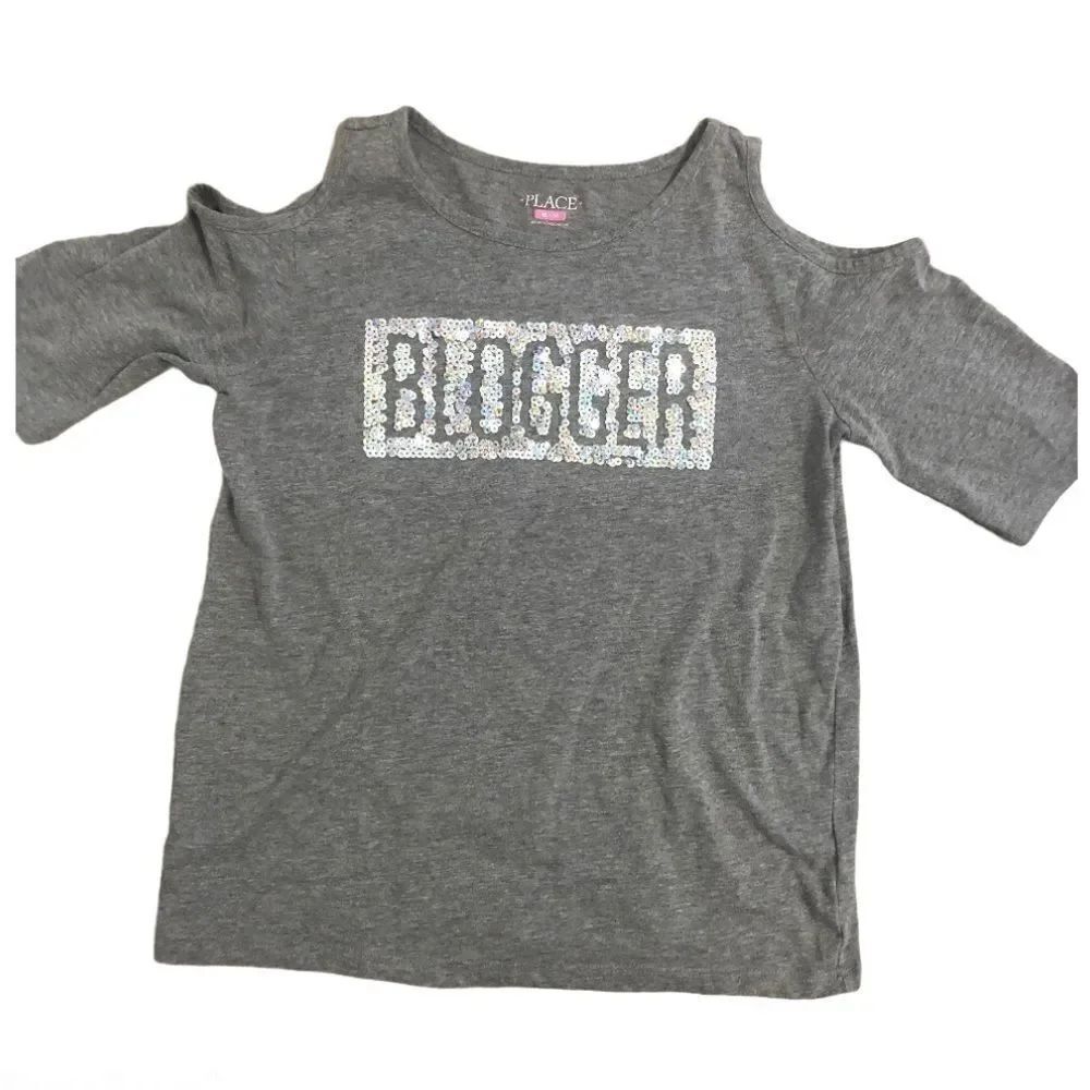 Children’s Place cold shoulder graphic t shirt Blogger sequin XL